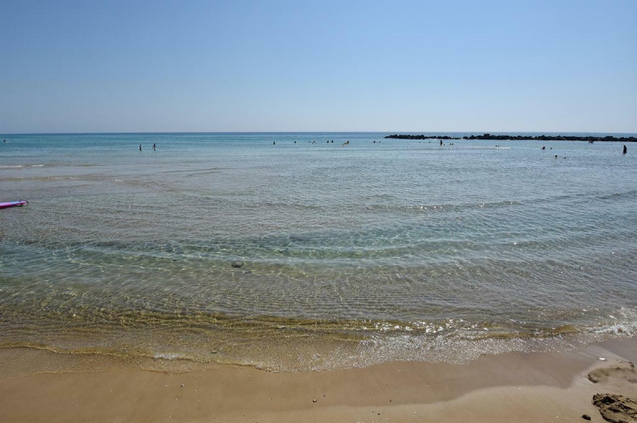 Laguna Beach Apartments Haifa Ngoại thất bức ảnh