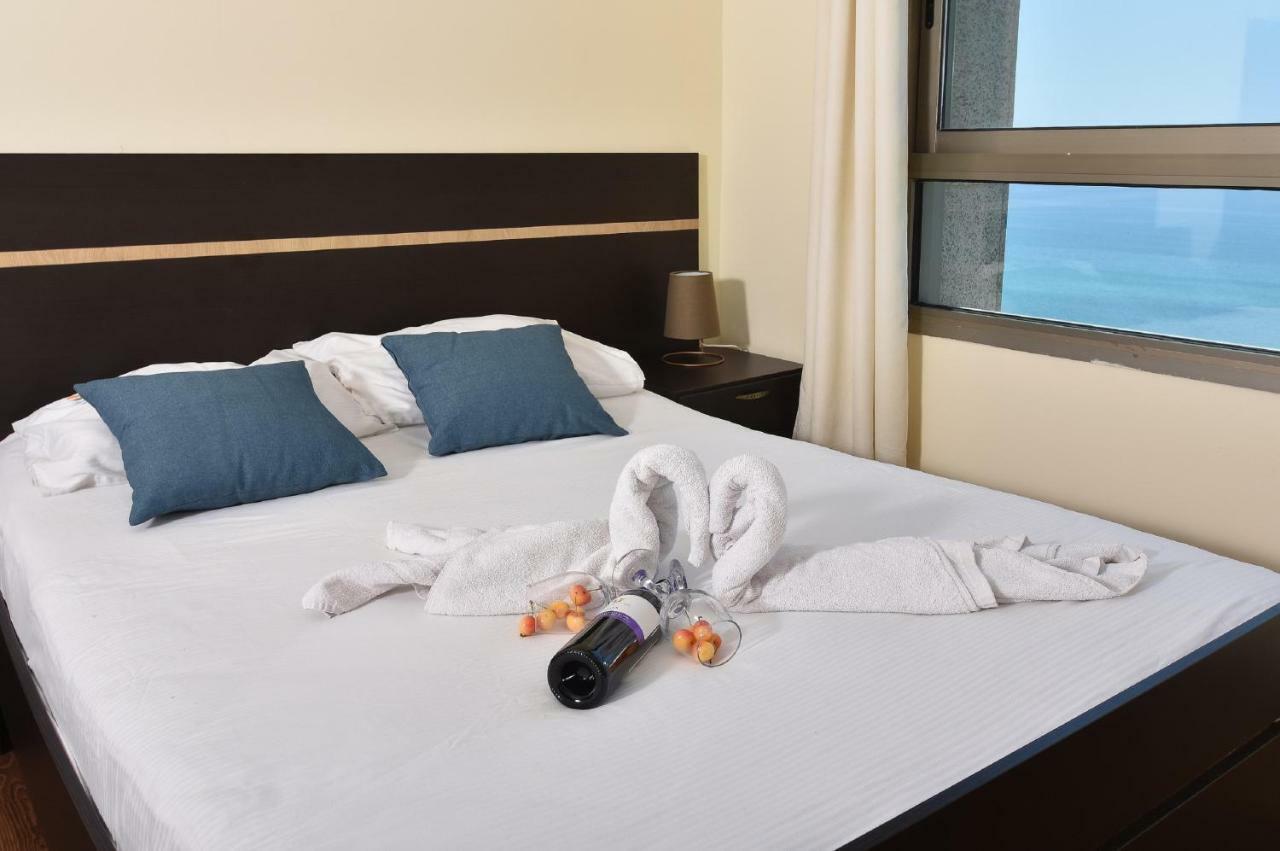 Laguna Beach Apartments Haifa Ngoại thất bức ảnh